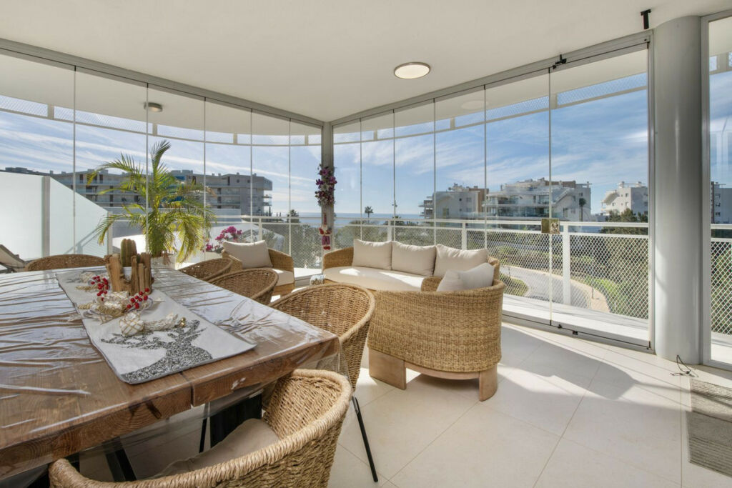 Middle Floor Apartment Benalmadena Málaga - image 31