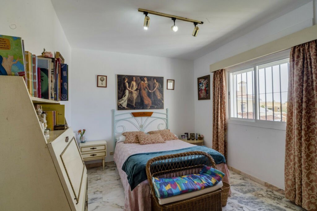 Detached Villa Marbella Málaga - image 31