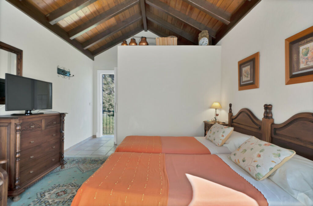 Detached Villa Las Brisas Málaga - image 32