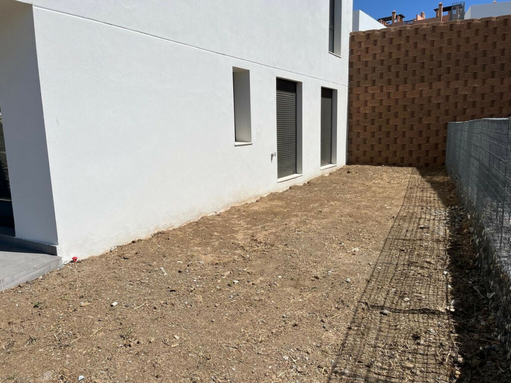 Semi-Detached House Riviera del Sol Málaga - image 32