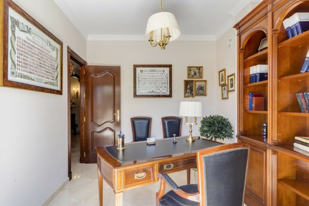 Detached Villa Alhaurín el Grande Málaga - image 32