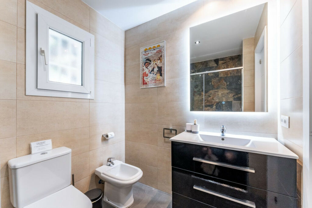 Detached Villa Calahonda Málaga - image 32