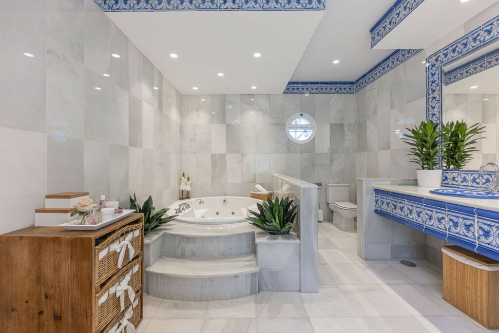 Detached Villa Guadalmina Alta Málaga - image 32
