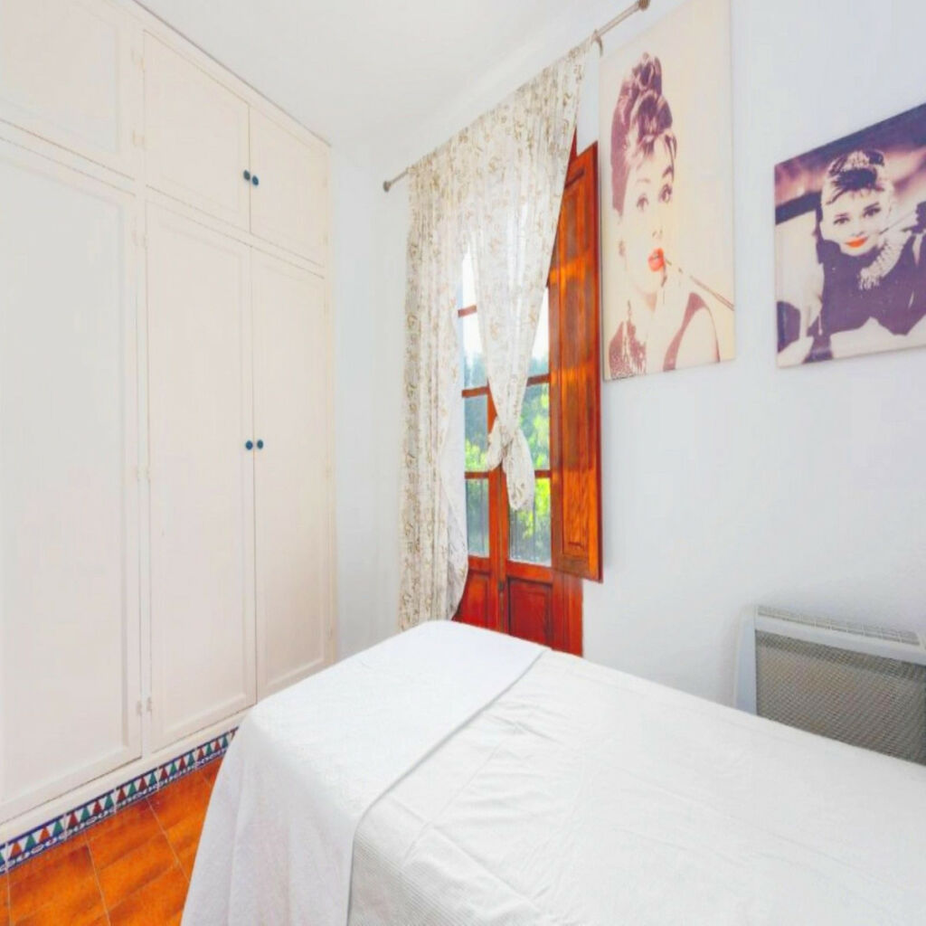 Middle Floor Apartment La Duquesa Málaga - image 28