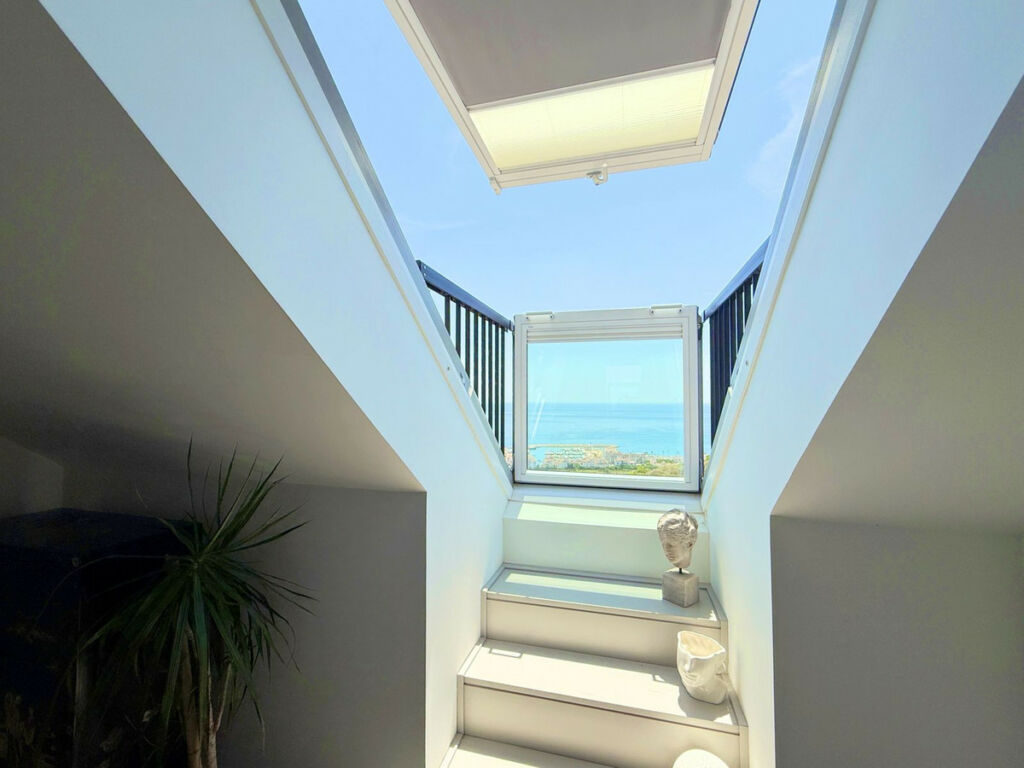 Penthouse La Duquesa Málaga - image 32