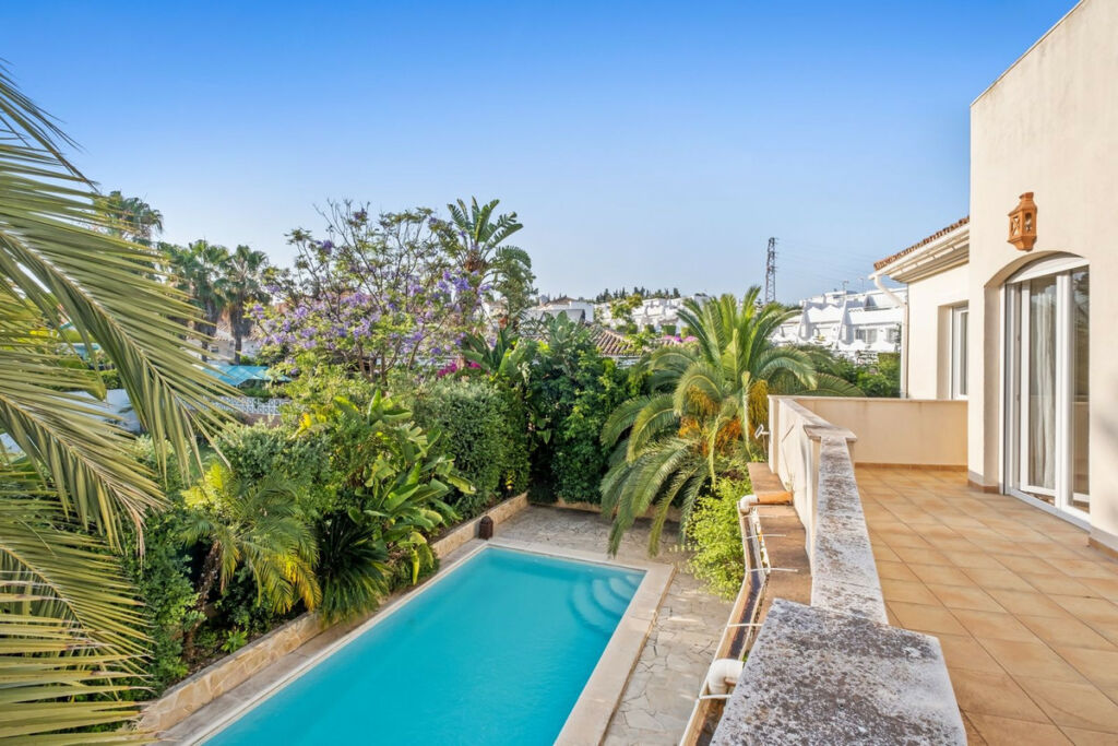 Detached Villa Reserva de Marbella Málaga - image 32