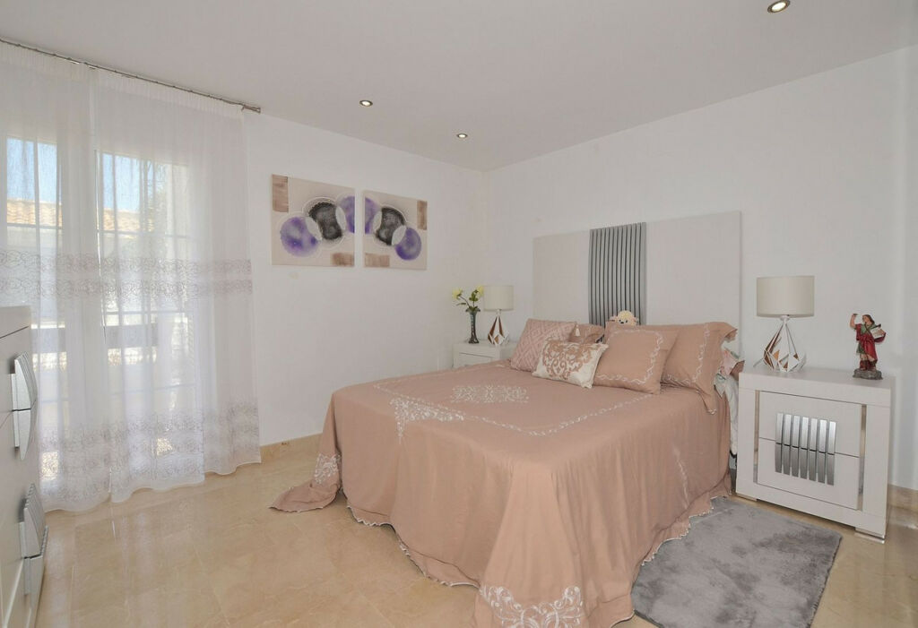 Penthouse Torrequebrada Málaga - image 32