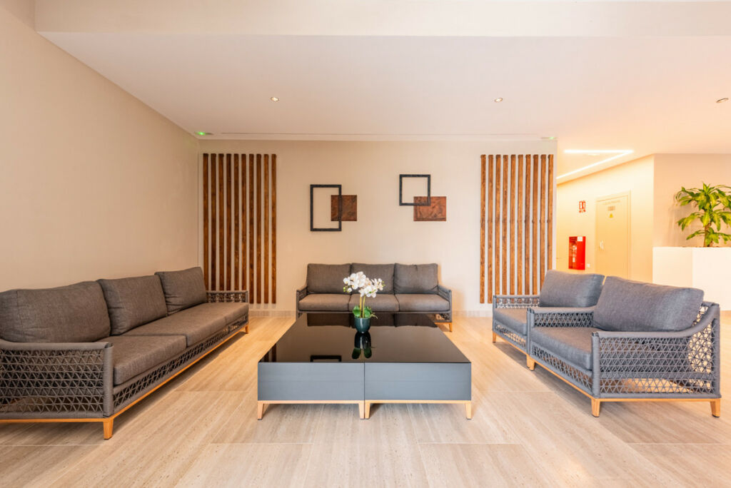 Middle Floor Apartment Nueva Andalucía Málaga - image 32