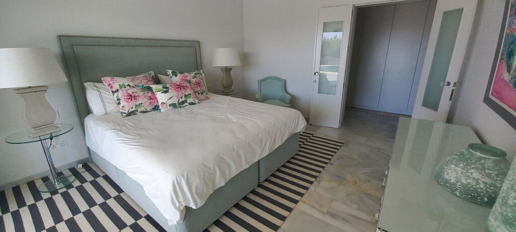 Detached Villa El Chaparral Málaga - image 32