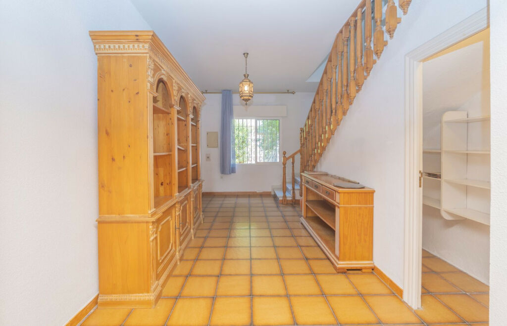 Detached Villa Marbella Málaga - image 32
