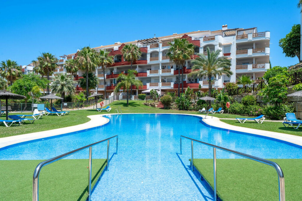 Middle Floor Apartment Riviera del Sol Málaga - image 32