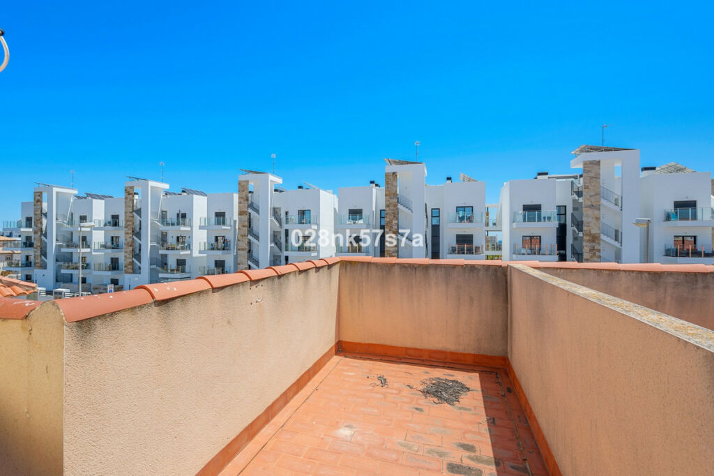 Townhouse La Zenia Alicante - image 32