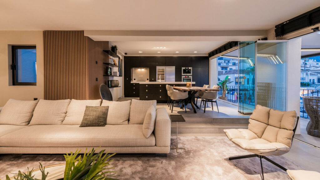 Middle Floor Apartment Puerto Banús Málaga - image 32