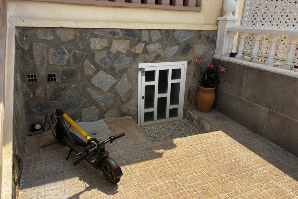 Townhouse Dona Pepa Alicante - image 33