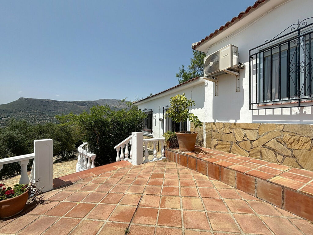 Detached Villa Alcaucín Málaga - image 33