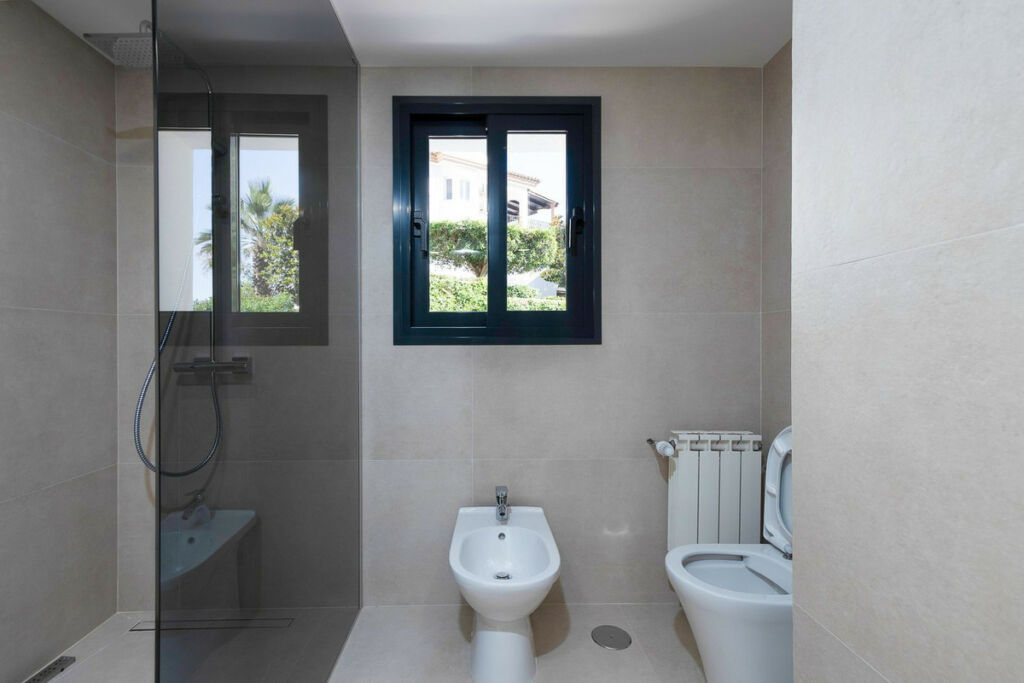 Detached Villa Marbella Málaga - image 33