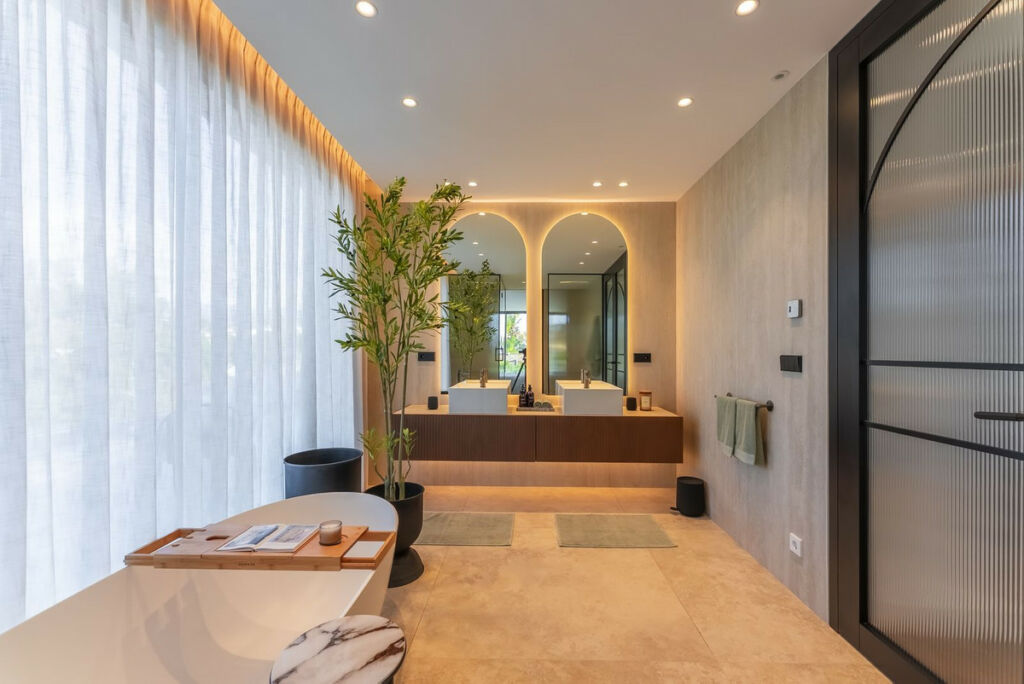 Detached Villa El Rosario Málaga - image 33