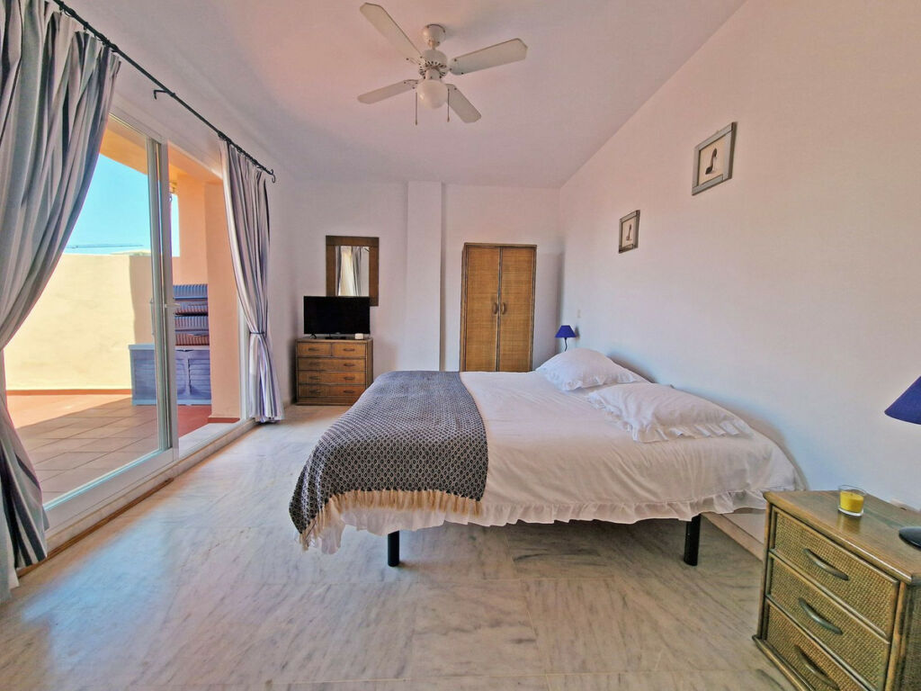 Penthouse Riviera del Sol Málaga - image 33