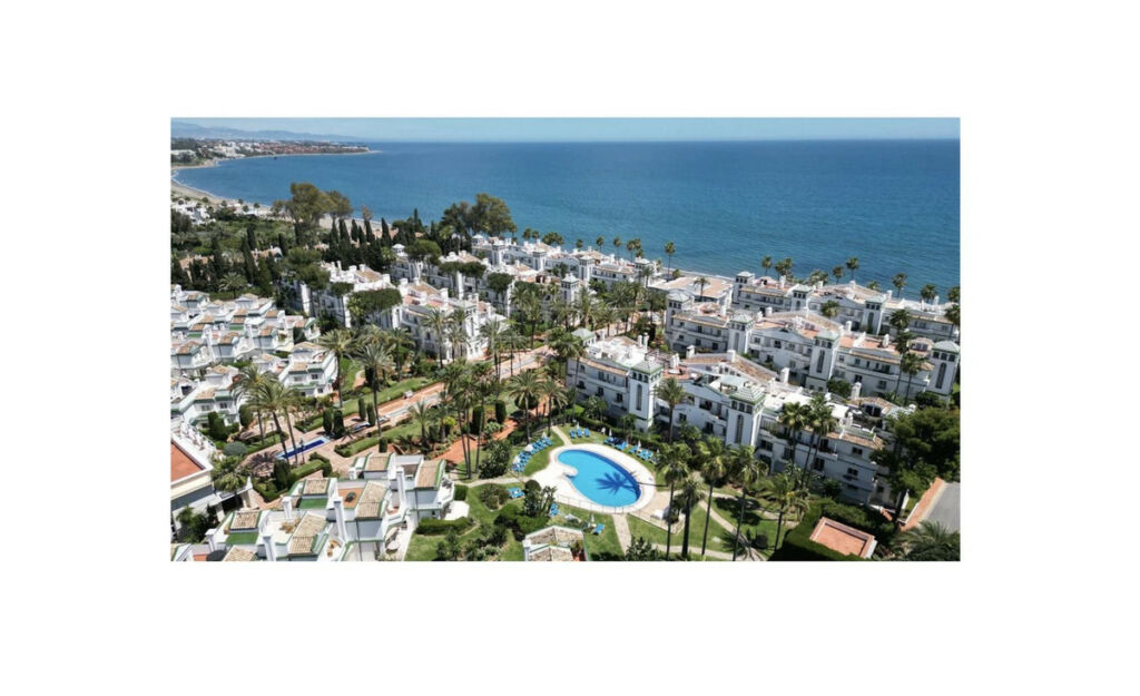 Top Floor Apartment New Golden Mile Málaga - image 32