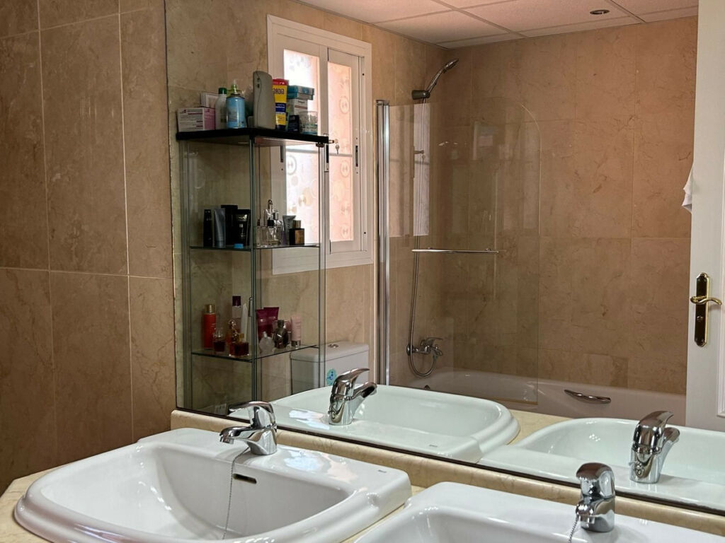 Detached Villa Cerros del Aguila Málaga - image 33
