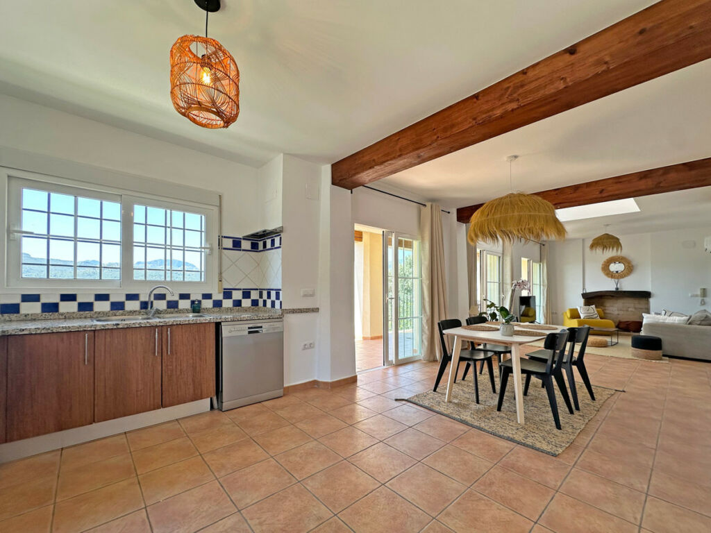 Detached Villa Jalon Alicante - image 33