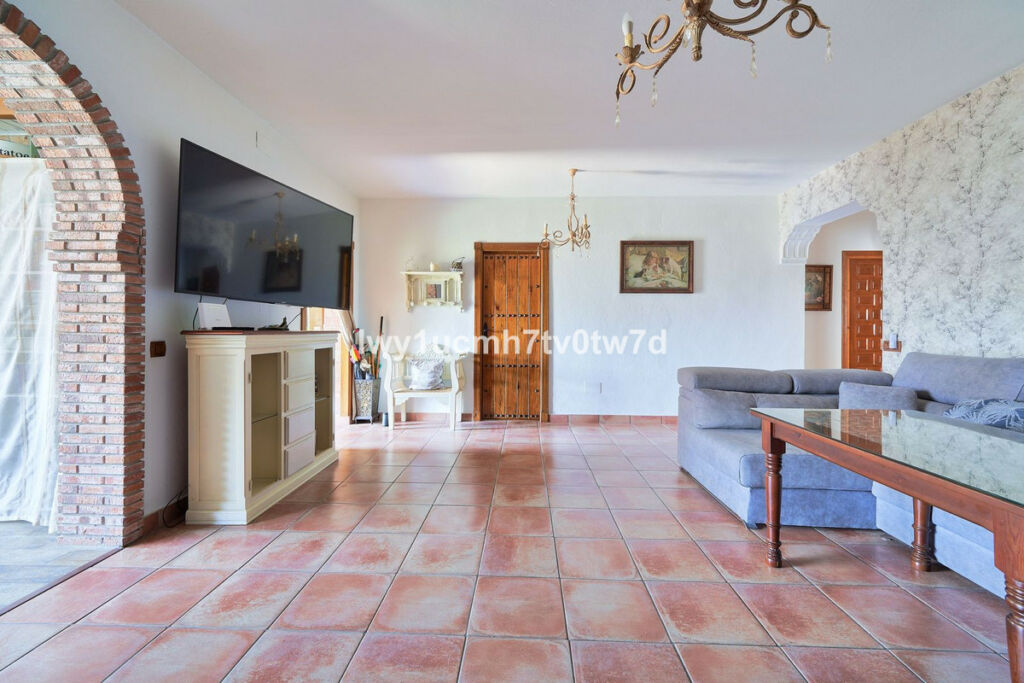 Detached Villa Alhaurín de la Torre Málaga - image 33