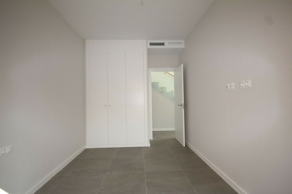 Semi-Detached House Riviera del Sol Málaga - image 33
