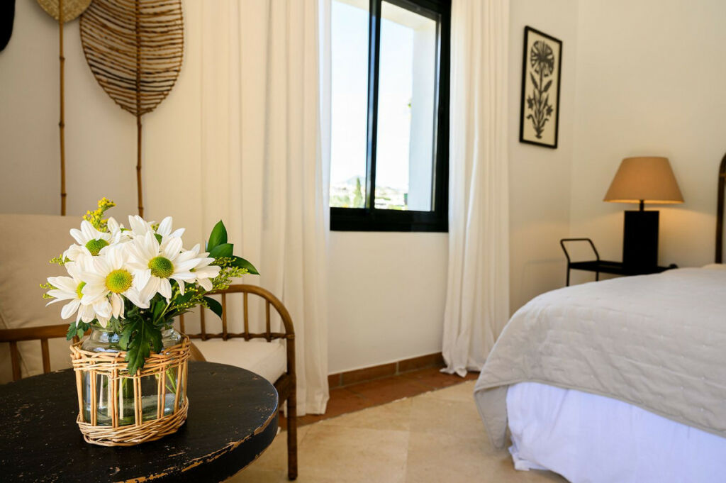 Detached Villa Estepona Málaga - image 33