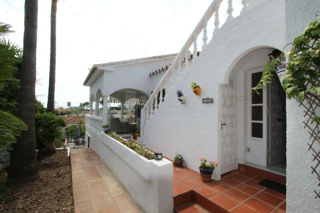 Detached Villa La Capellania Málaga - image 33