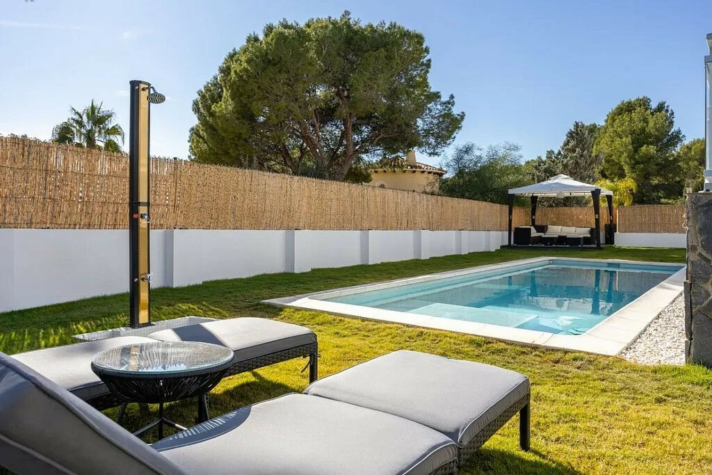 Detached Villa Altea Alicante - image 33