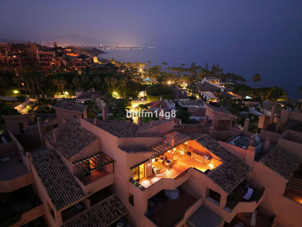 Penthouse Estepona Málaga - image 33