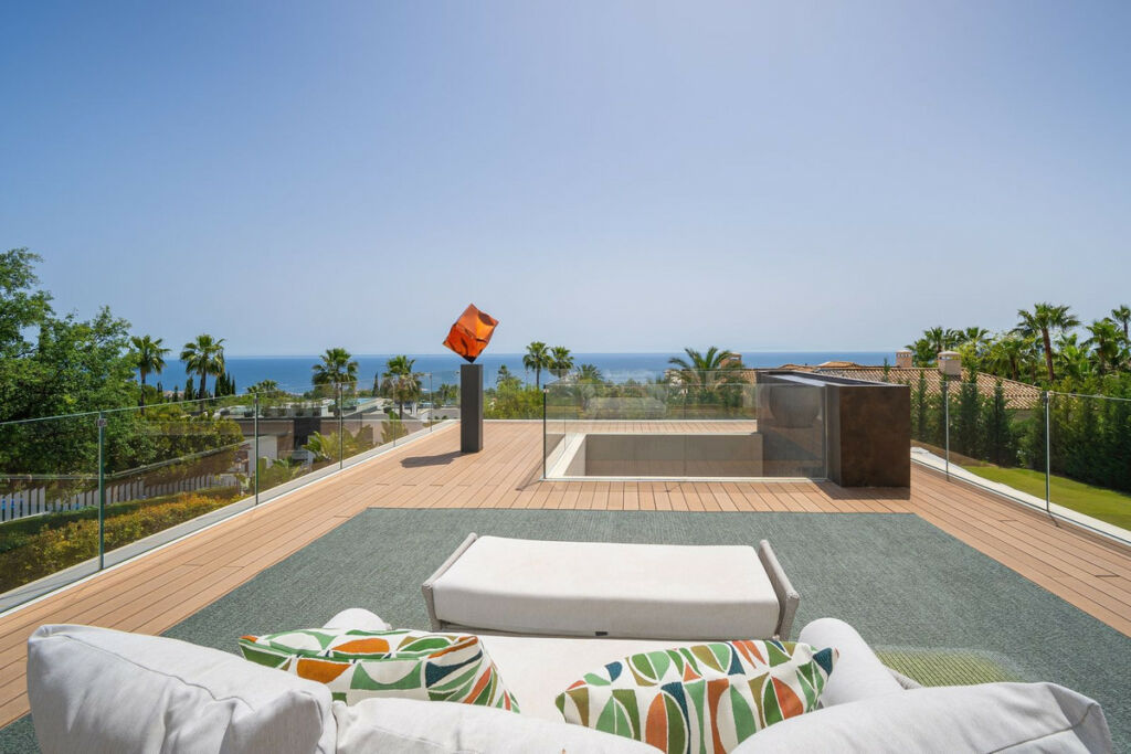 Detached Villa Sierra Blanca Málaga - image 33