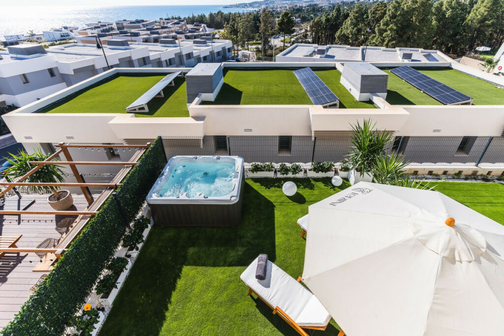 Townhouse El Chaparral Málaga - image 33