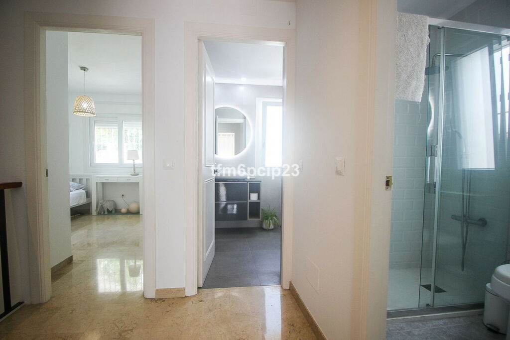 Semi-Detached House La Duquesa Málaga - image 33
