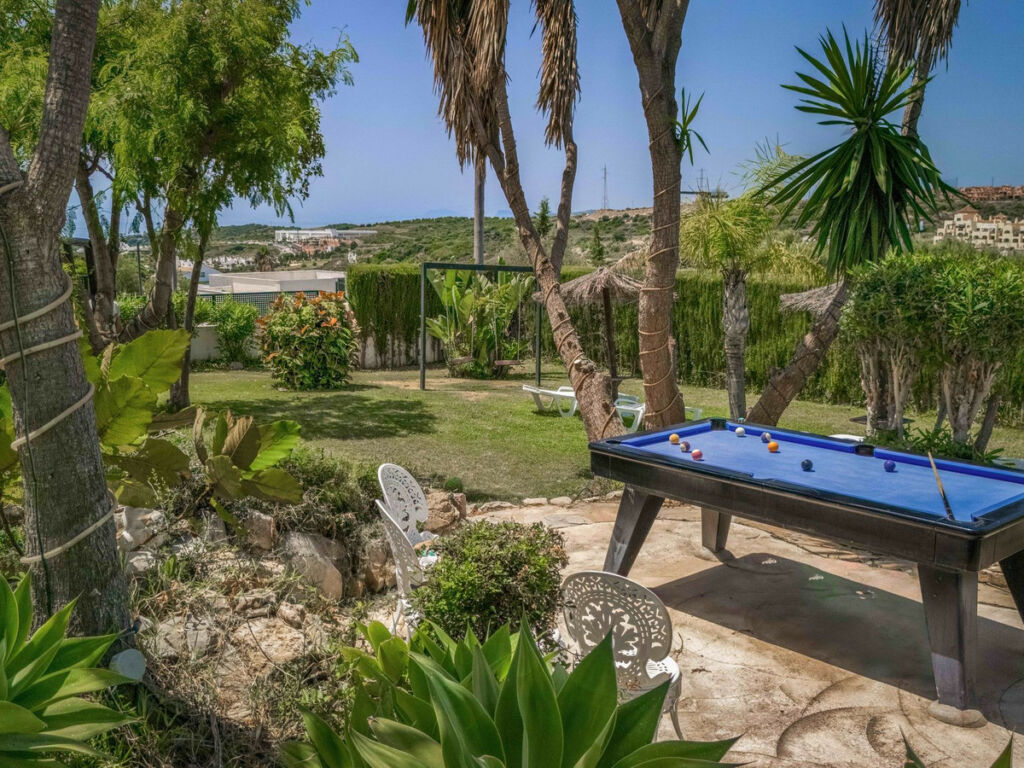 Detached Villa Estepona Málaga - image 50