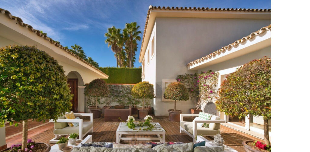 Detached Villa Sotogrande Cádiz - image 34