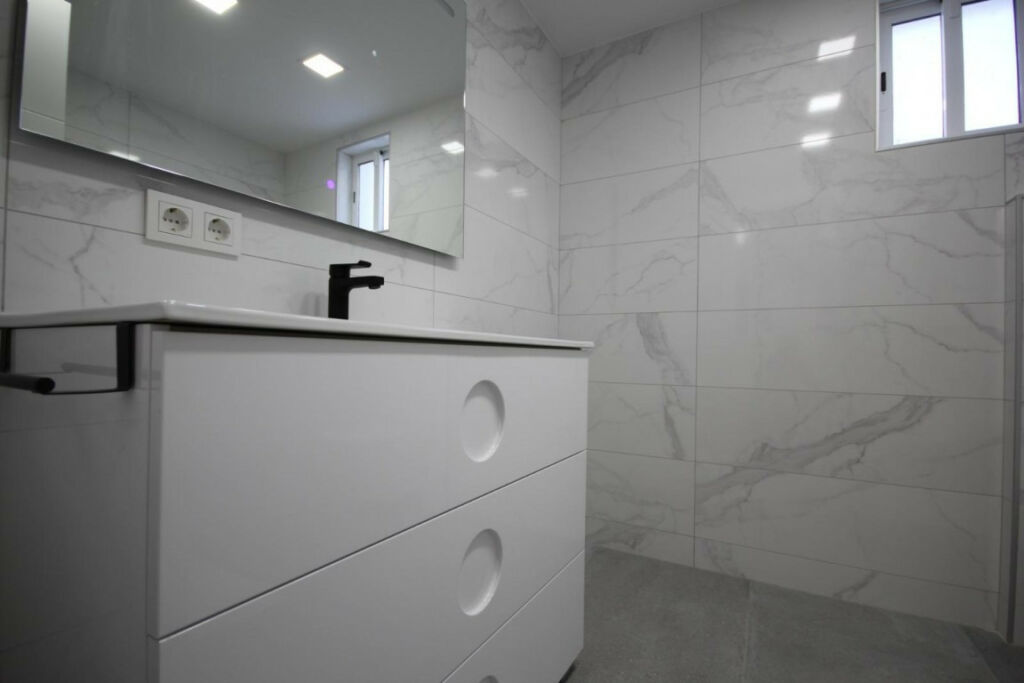 Detached Villa La Nucia Alicante - image 34