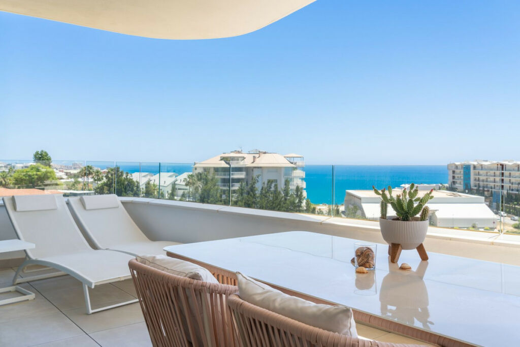 Top Floor Apartment Higueron Málaga - image 34