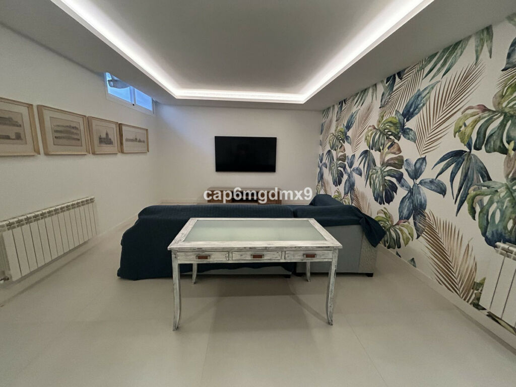 Detached Villa San Pedro de Alcántara Málaga - image 34