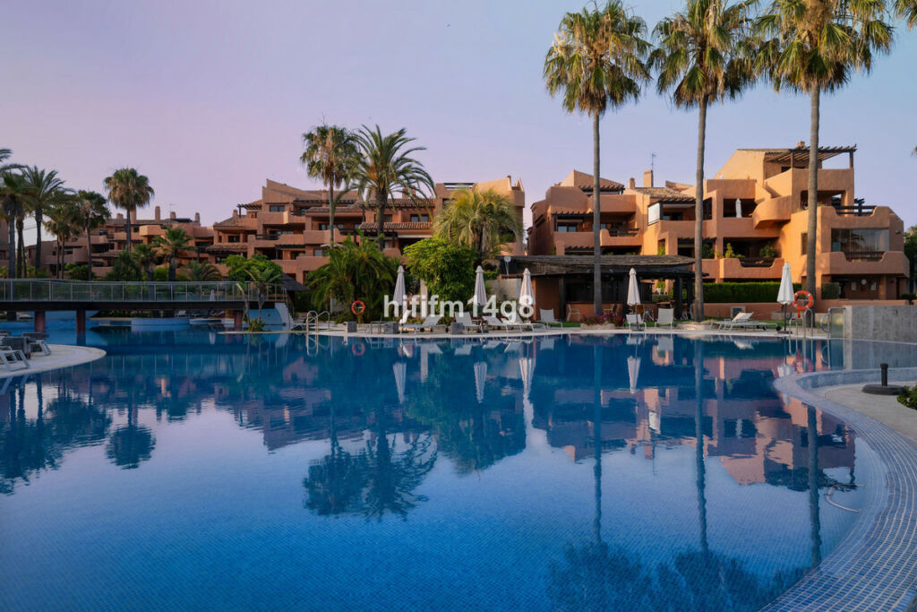 Penthouse Estepona Málaga - image 34