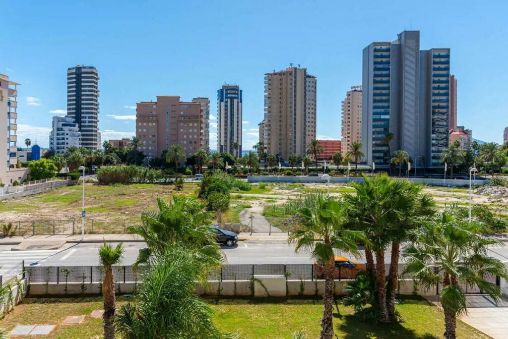 Middle Floor Apartment Calpe Alicante - image 34