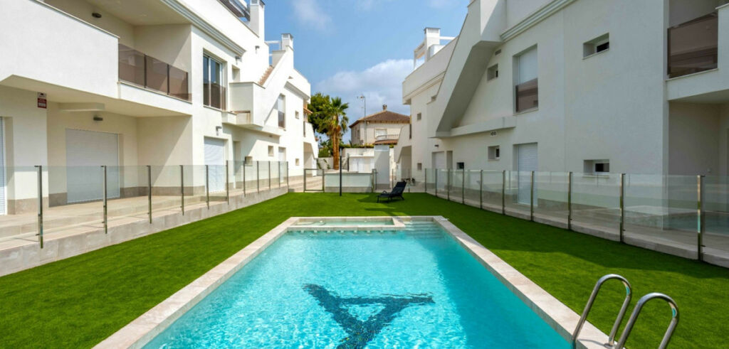 Penthouse Villamartin Alicante - image 34
