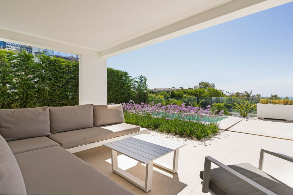 Middle Floor Apartment Benahavís Málaga - image 34
