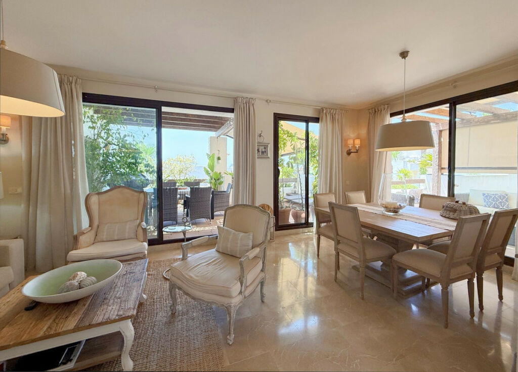 Penthouse La Alcaidesa Cádiz - image 32