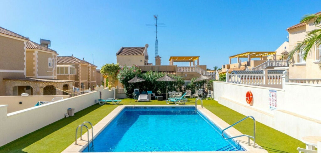 Detached Villa Villamartin Alicante - image 34