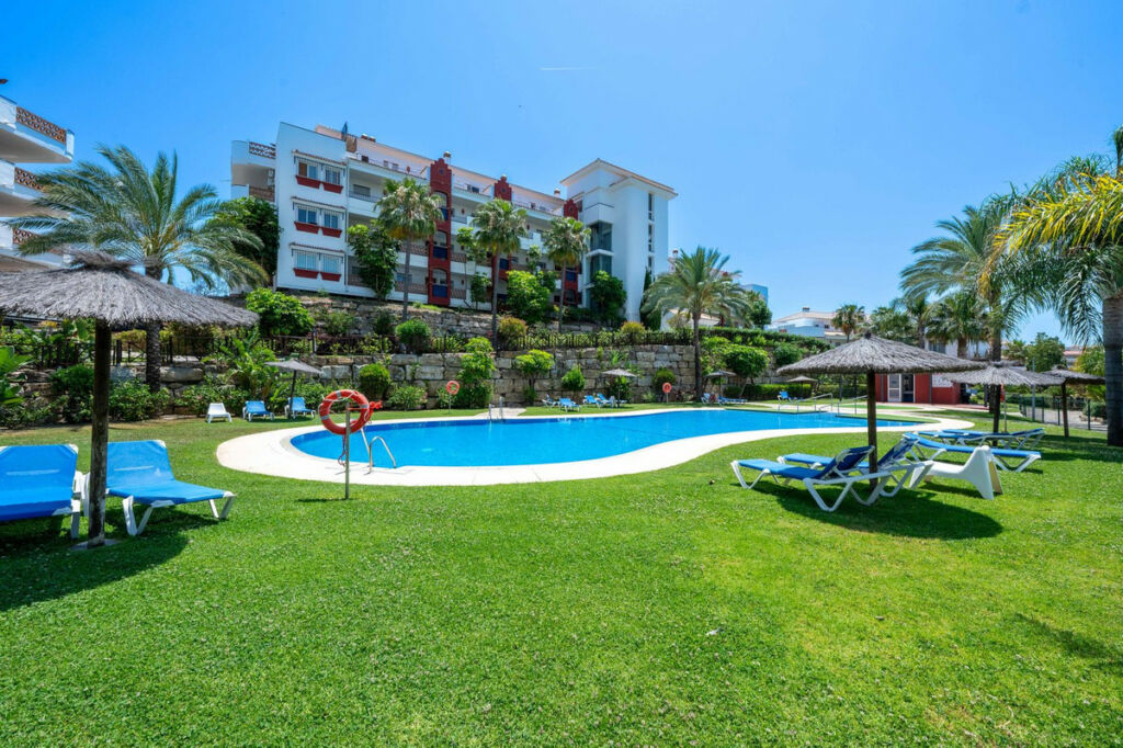 Middle Floor Apartment Riviera del Sol Málaga - image 34