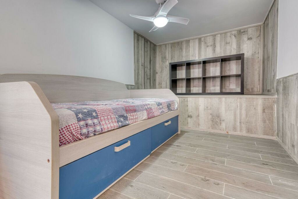 Detached Villa Estepona Málaga - image 32