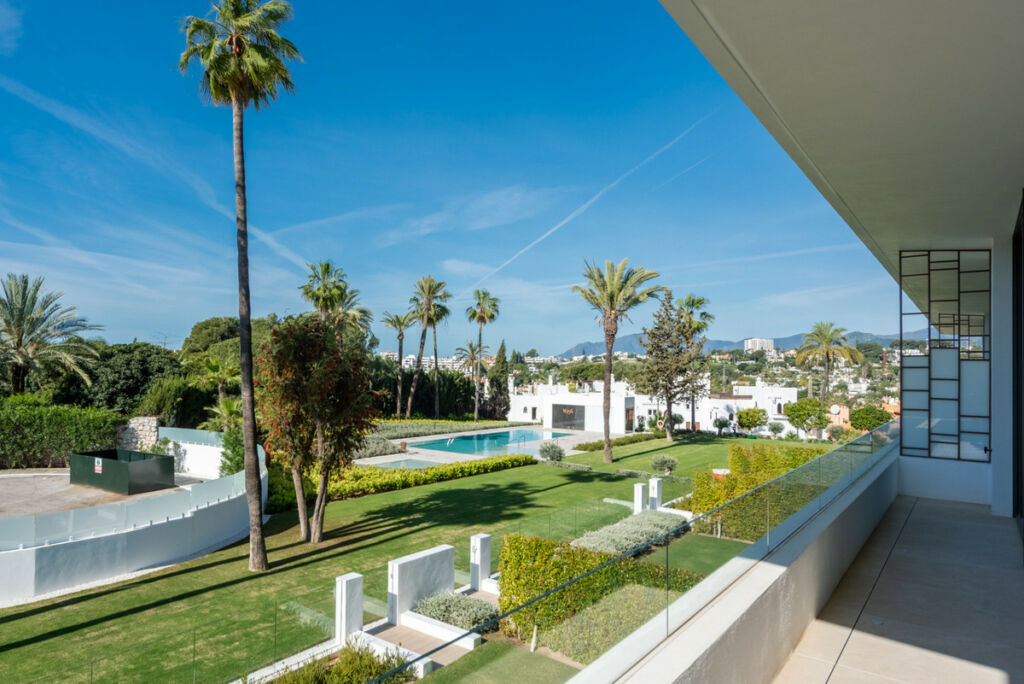Semi-Detached House Nueva Andalucía Málaga - image 38