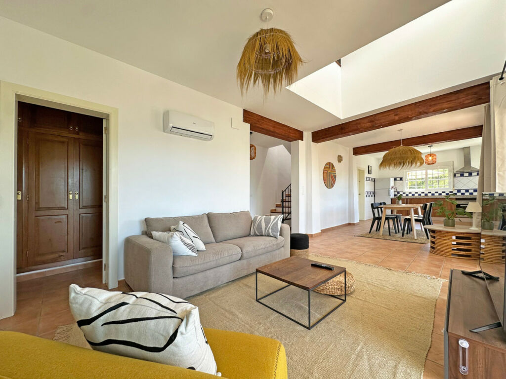 Detached Villa Jalon Alicante - image 35