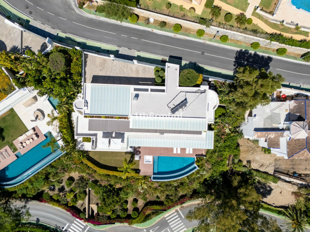 Detached Villa La Quinta Málaga - image 35